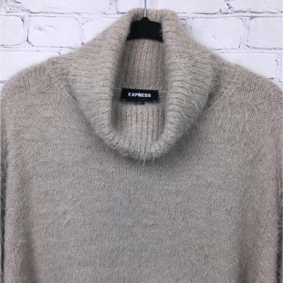 Express Shaggy Alpaca Blend Batwing Tan Minimalist Turtleneck Preppy Sweater L - Picture 2 of 11